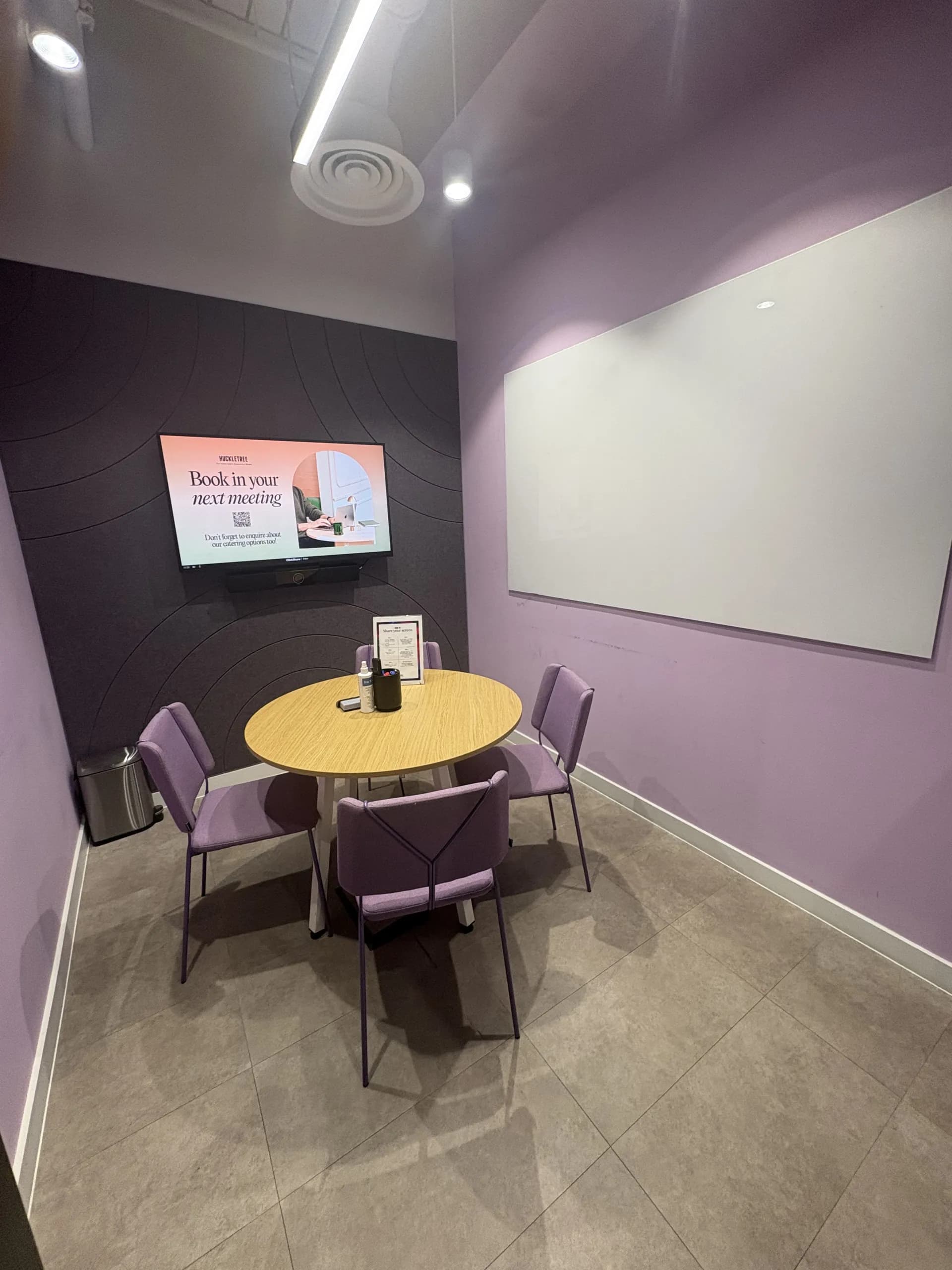 Meeting room at Huckletree Liverpool Street