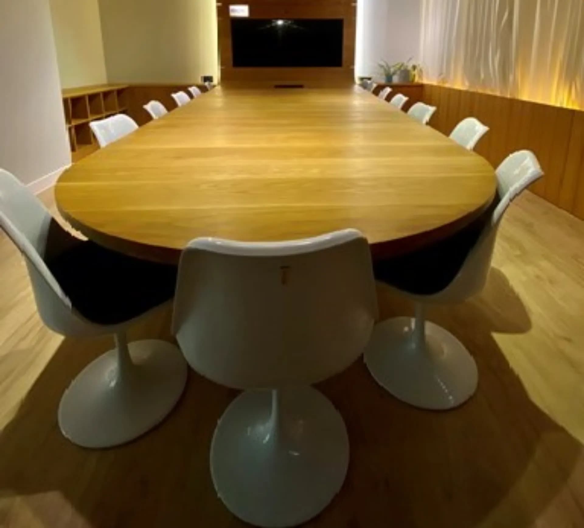 Meeting room at Huckletree Soho