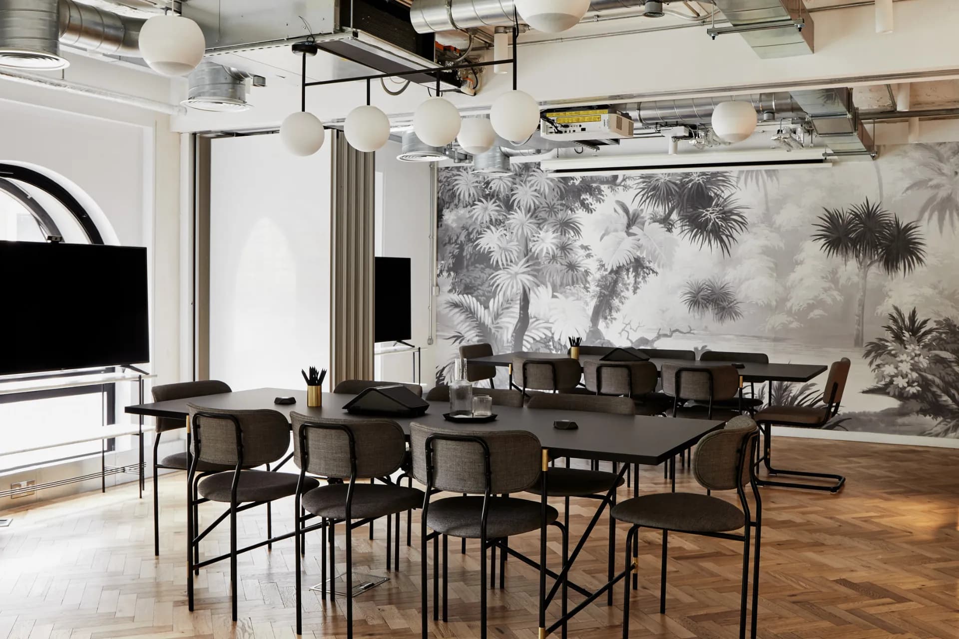 Meeting room at LABS House