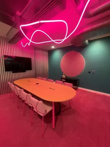 Meeting room at Huckletree Ancoats