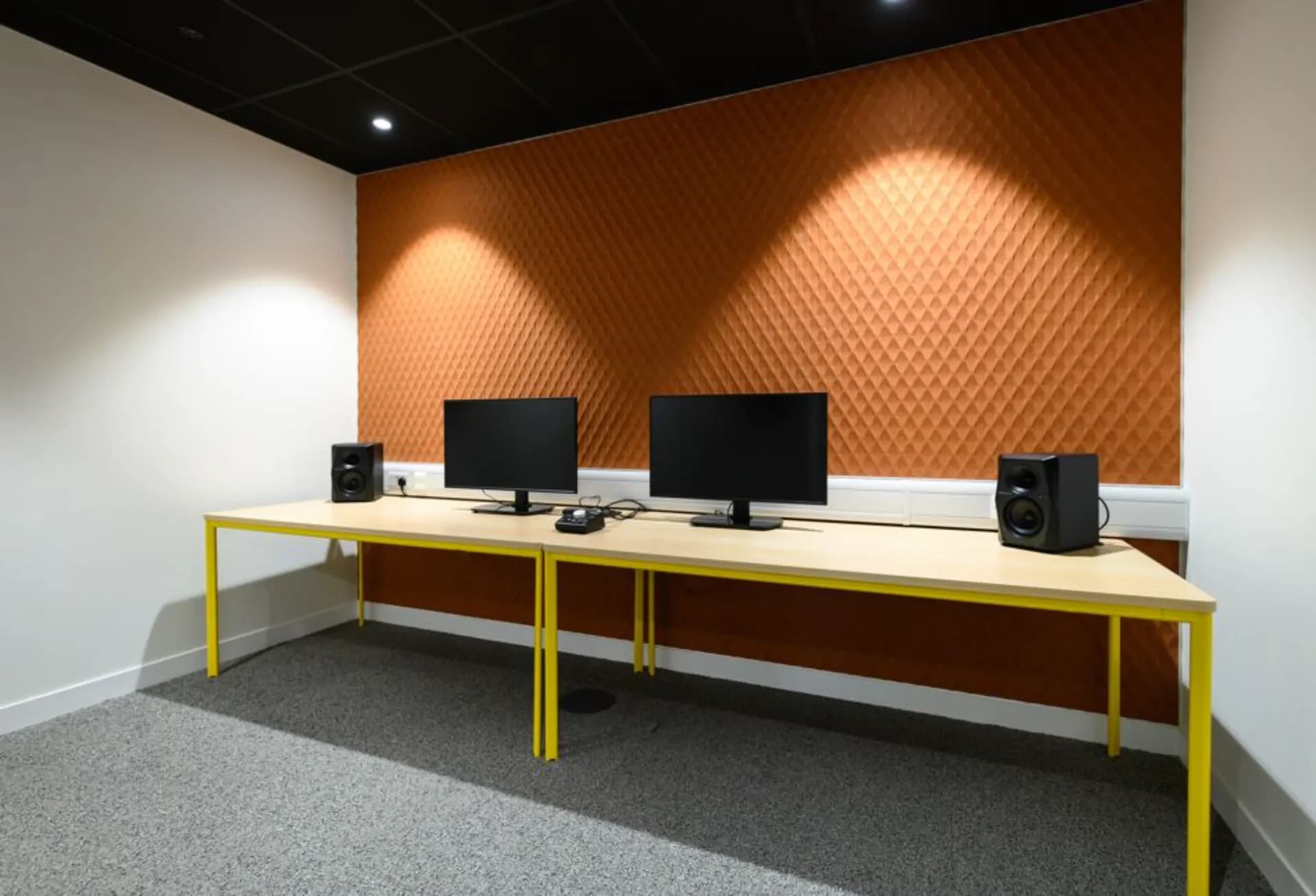 Meeting room at XCHG Spaces